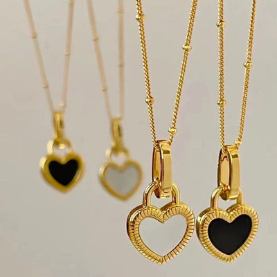 Collana con Ciondolo a Cuore in Bianco e Nero in Oro