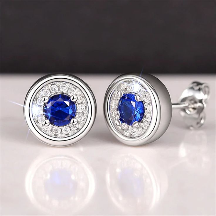 Aretes con Cristal Azul Brillante en Plata Vintage