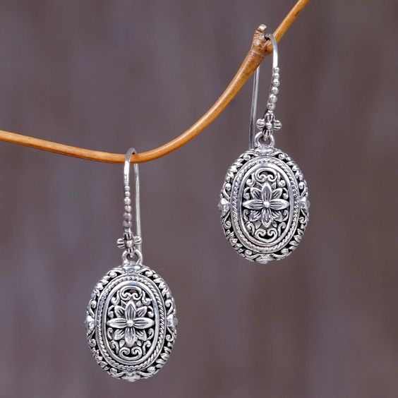 Aretes de Plata Flor Redondeada Vintage