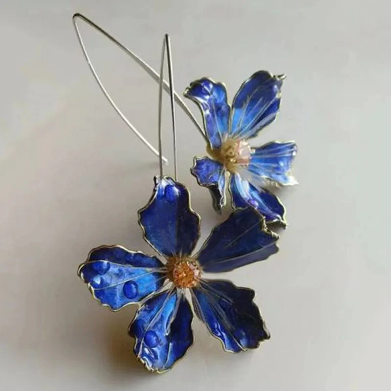 Orecchini a fiore blu vintage