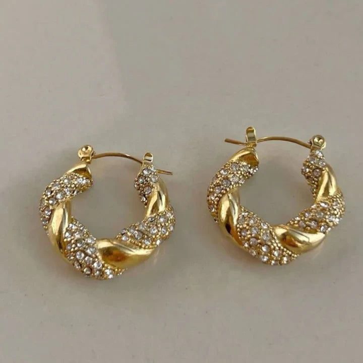 Aretes Brillantes de Aro Dorado